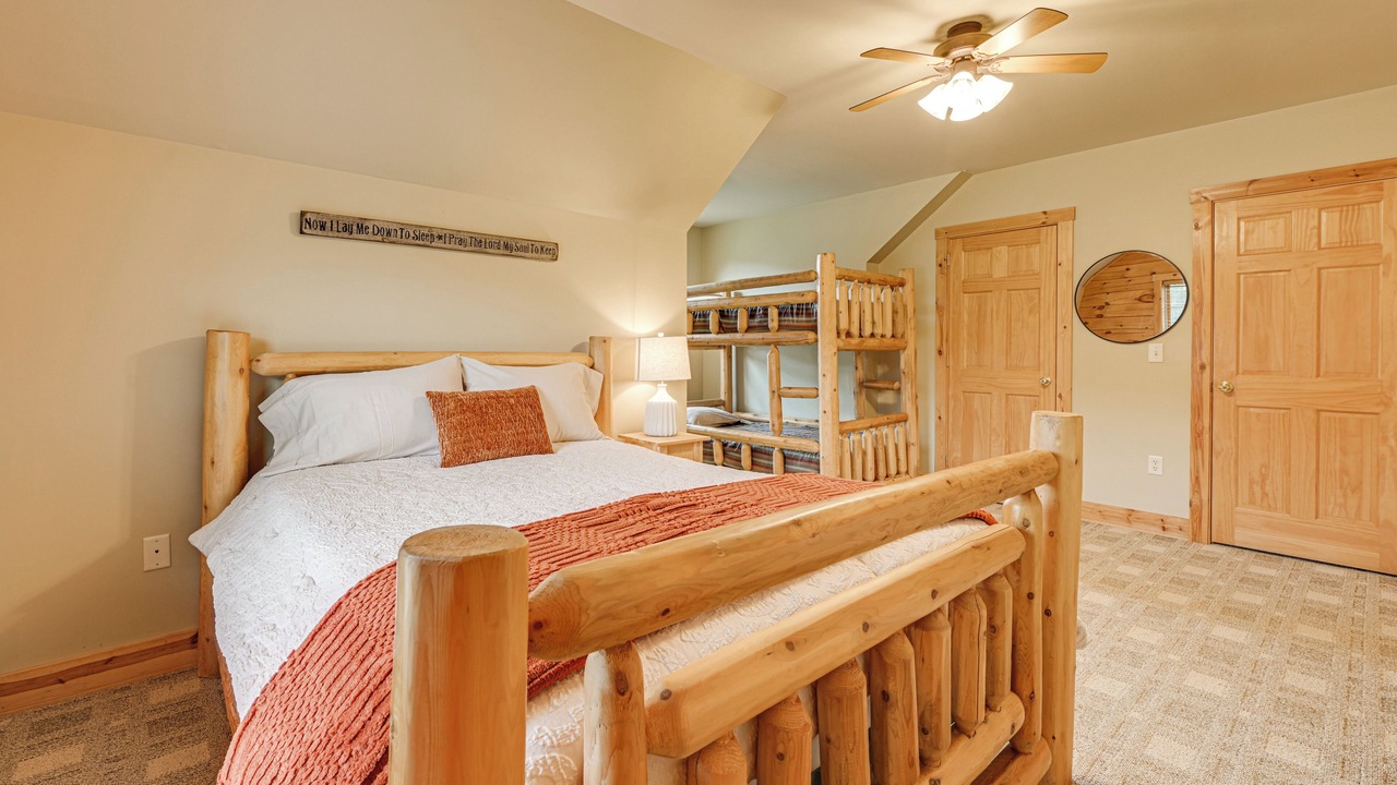 Photo of Bedroom in Harrison Valley