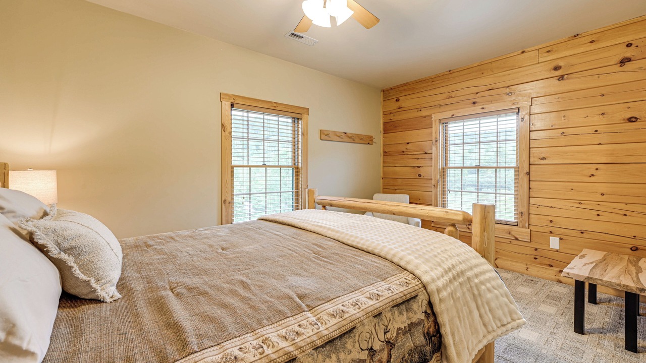 Photo of Bedroom in Harrison Valley