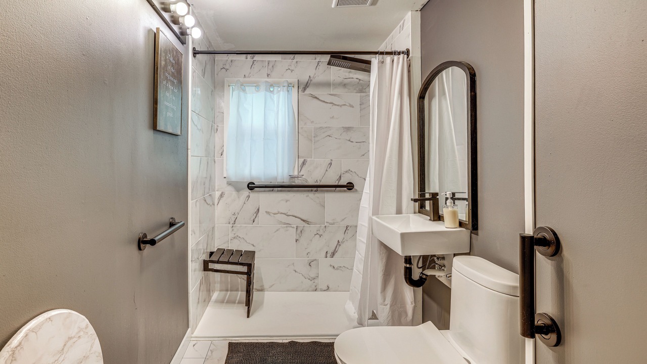 Photo of Bathroom in Baldwin