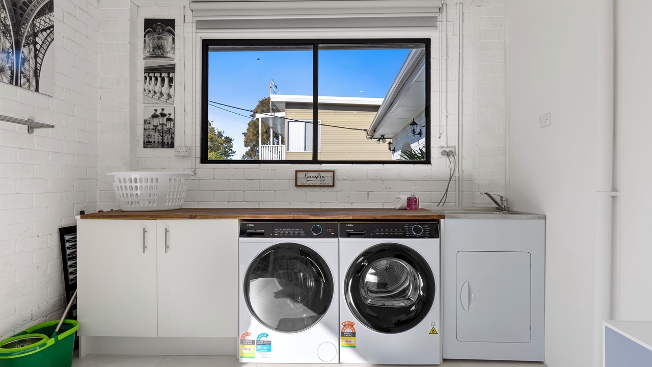 Photo of Others in Buff Point