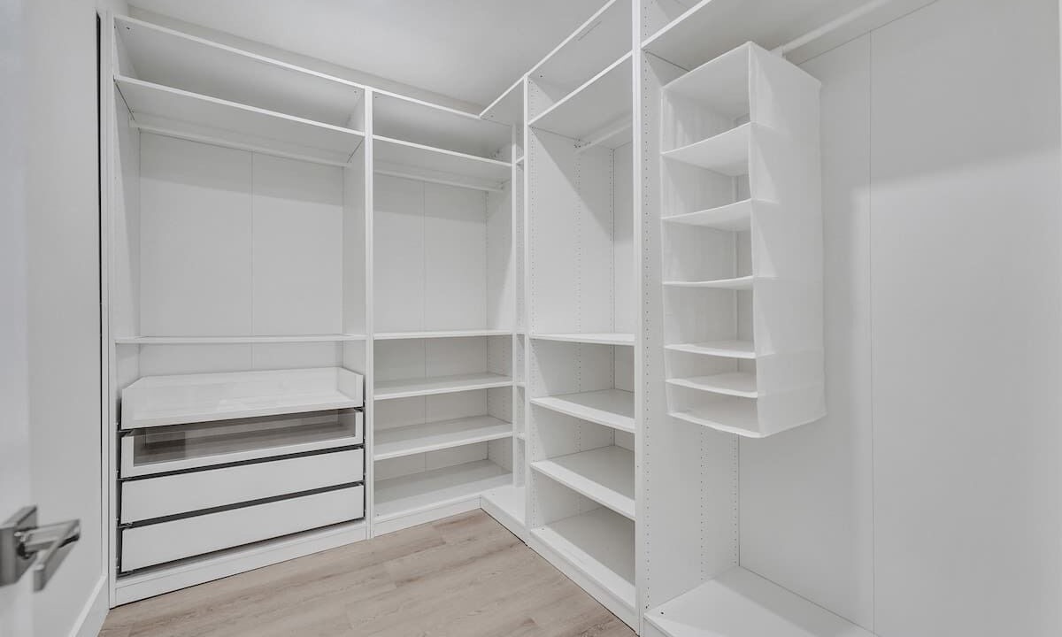 Photo of Bedroom in Lake Ridge