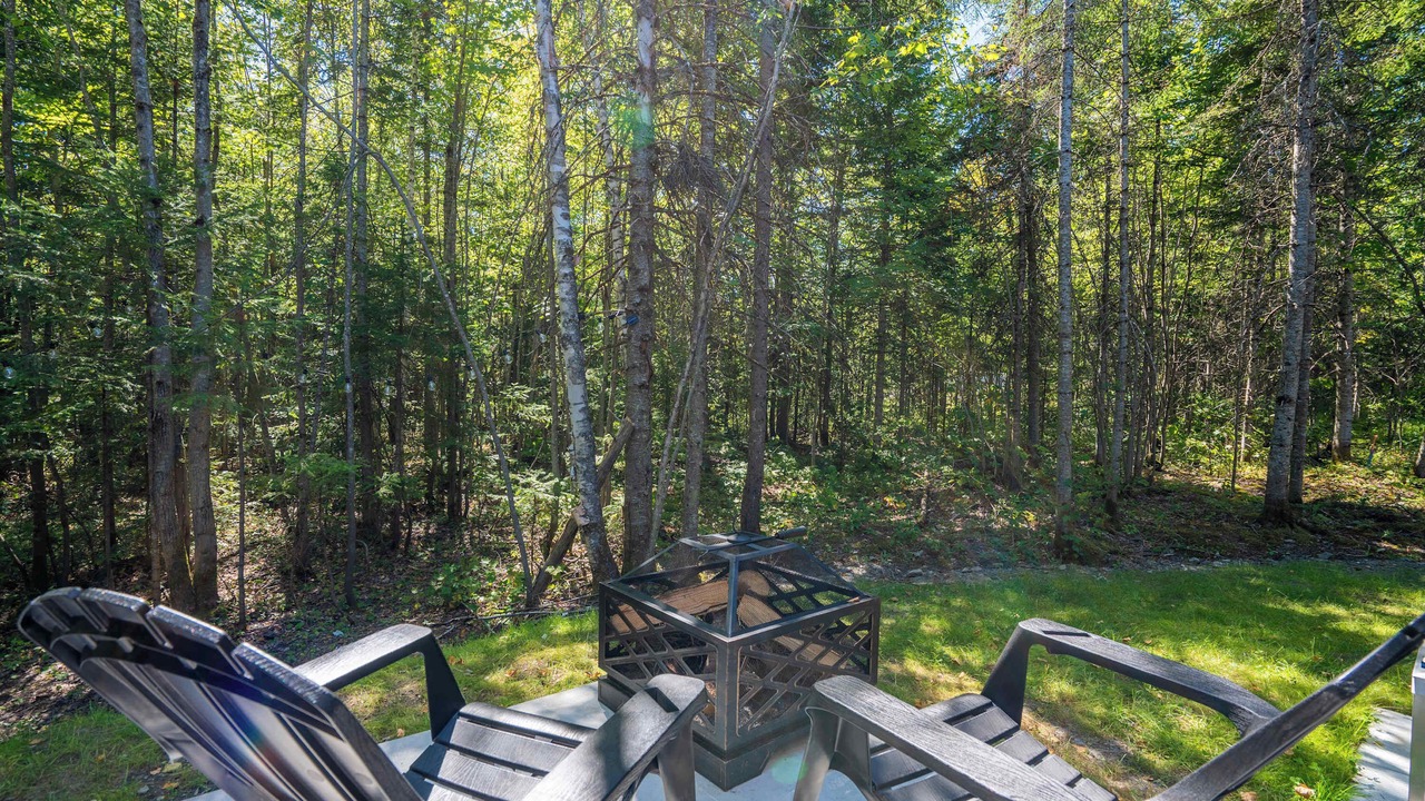 Photo of Outdoor in Adstock