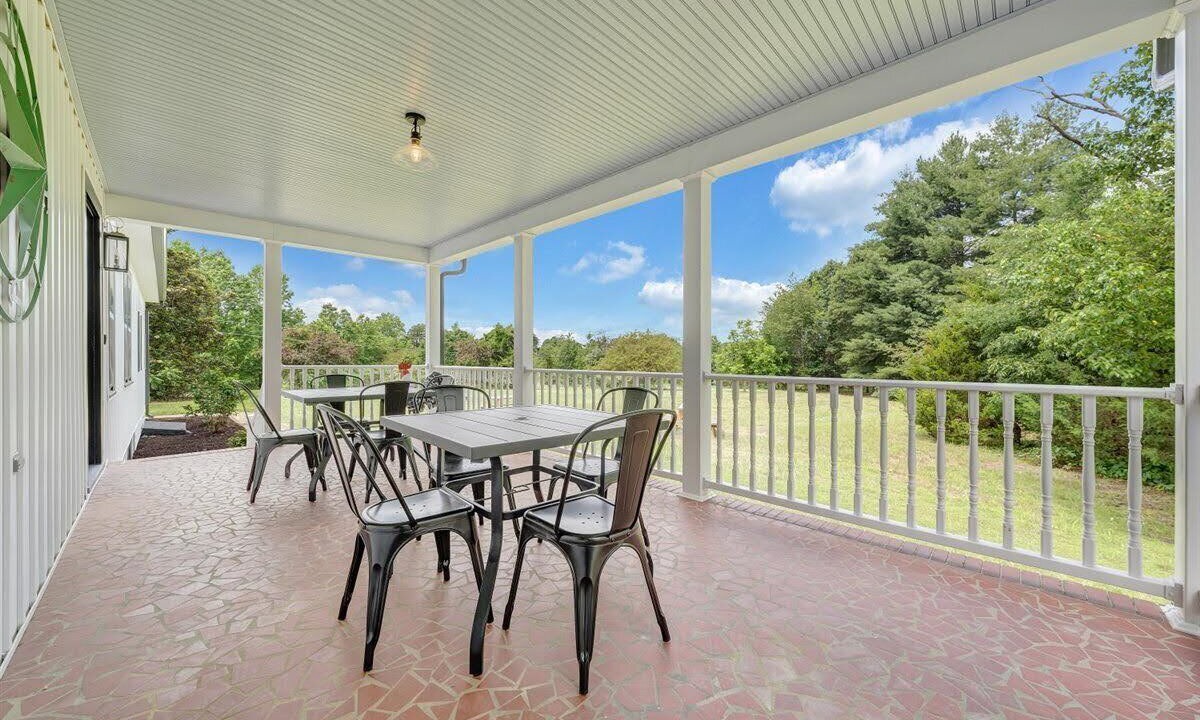Photo of Outdoor in Blairs