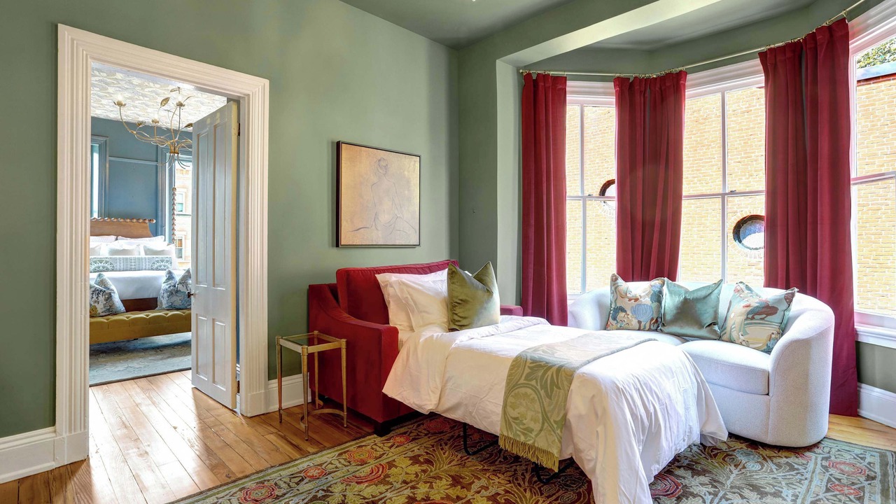 Photo of Bedroom in Old Town West