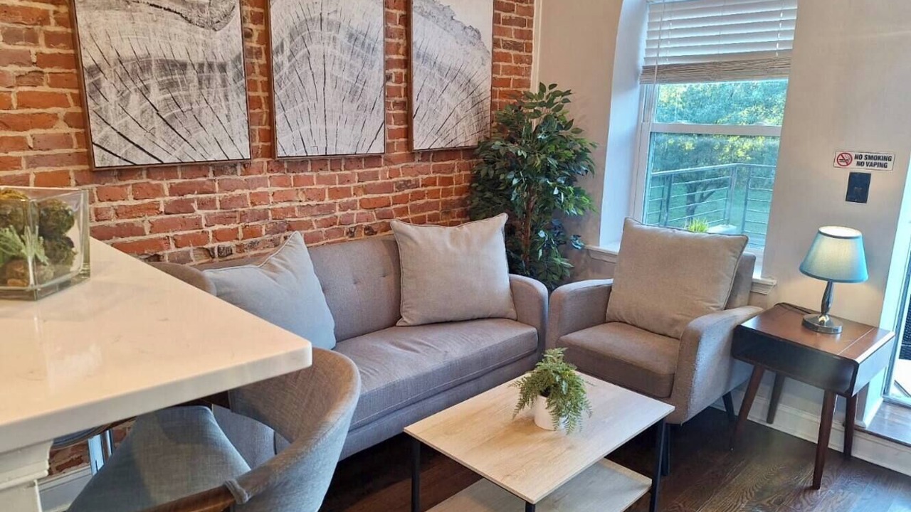 Photo of Livingroom in North Philadelphia West