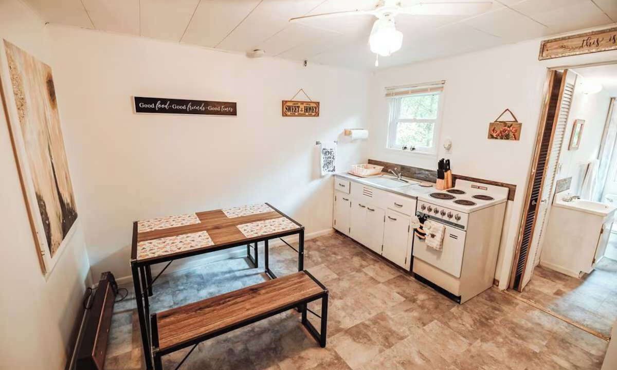 Photo of Kitchen in Arkdale