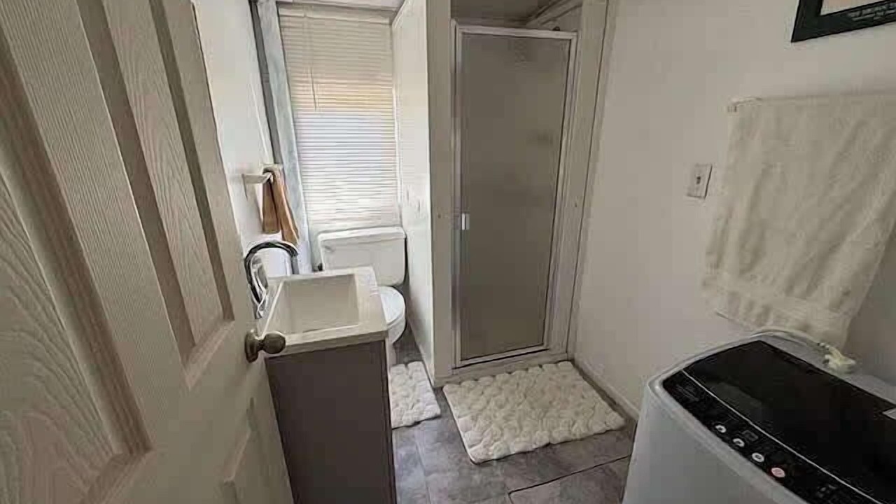 Photo of Bathroom in Arkdale