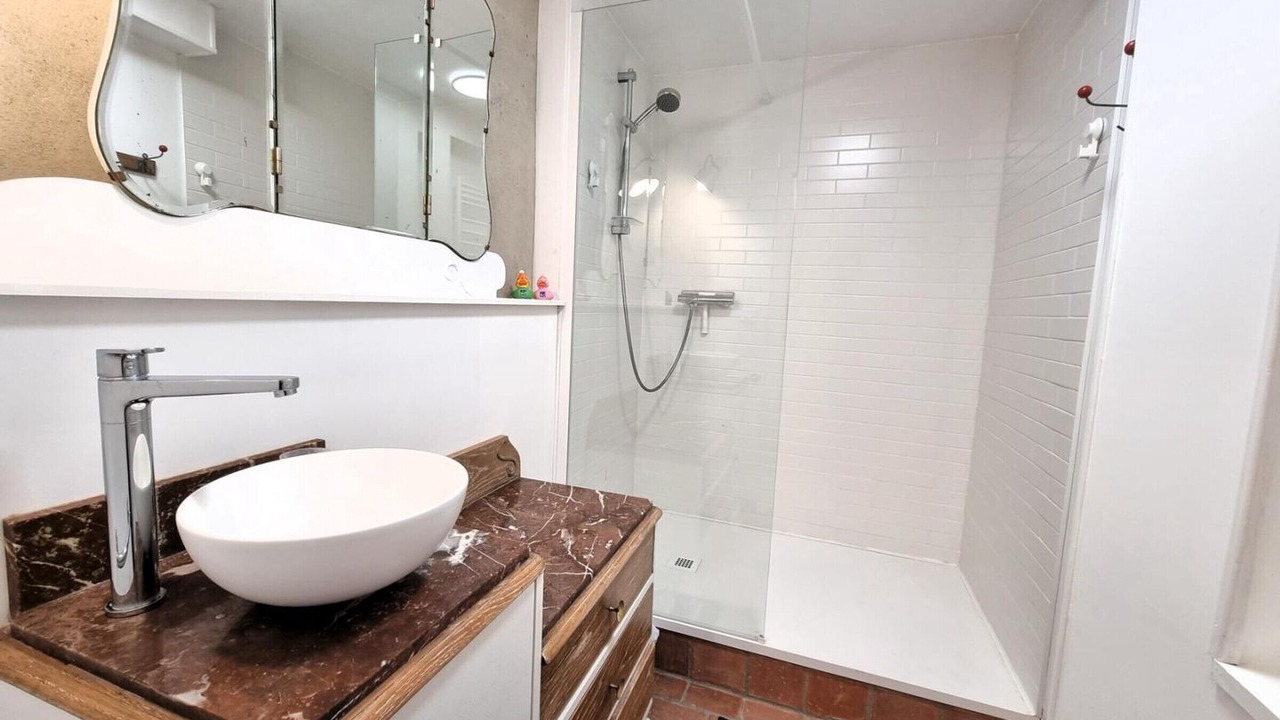 Photo of Bathroom in Bousignies-sur-Roc