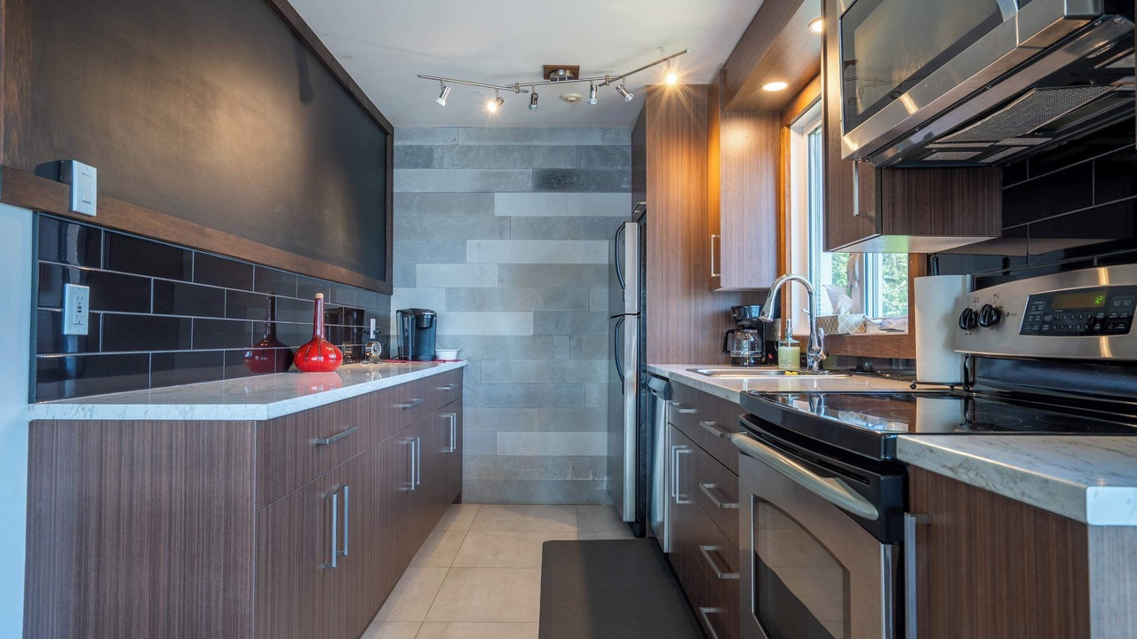 Photo of Kitchen in Saint-Remi-de-Tingwick