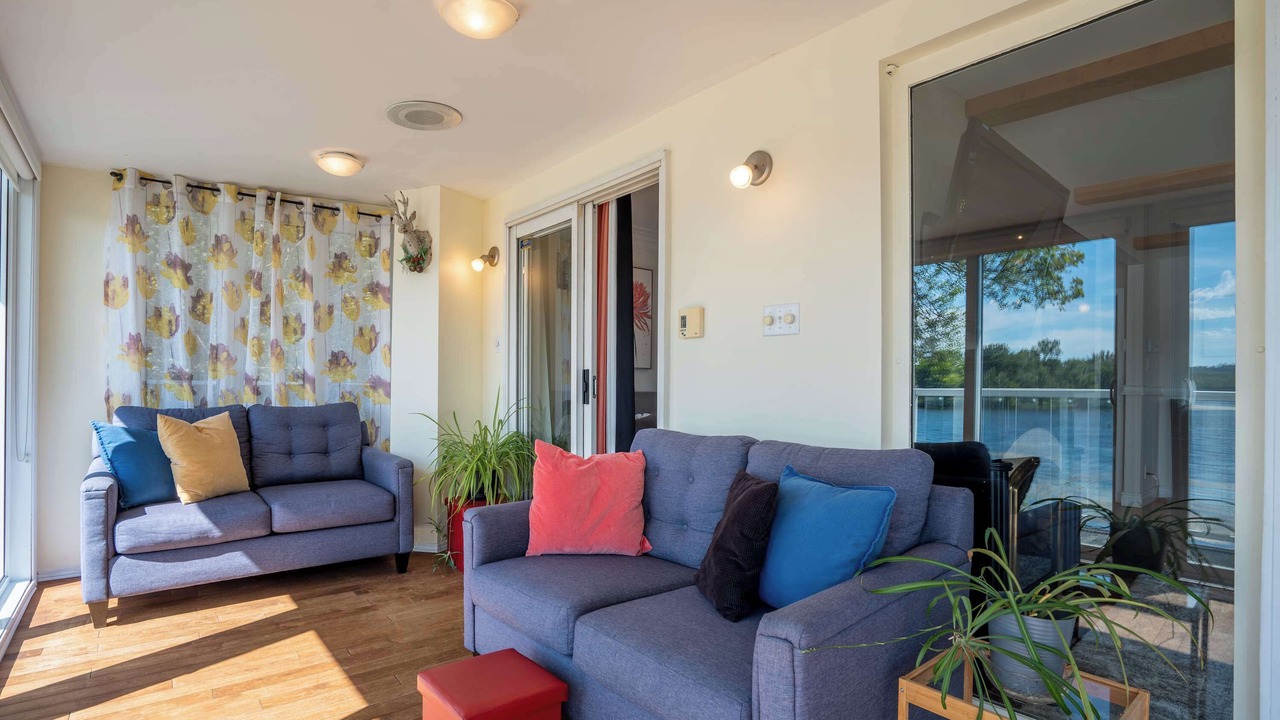 Photo of Livingroom in Saint-Remi-de-Tingwick