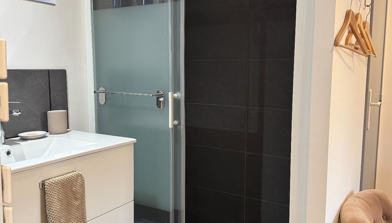 Photo of Bathroom in Savenay