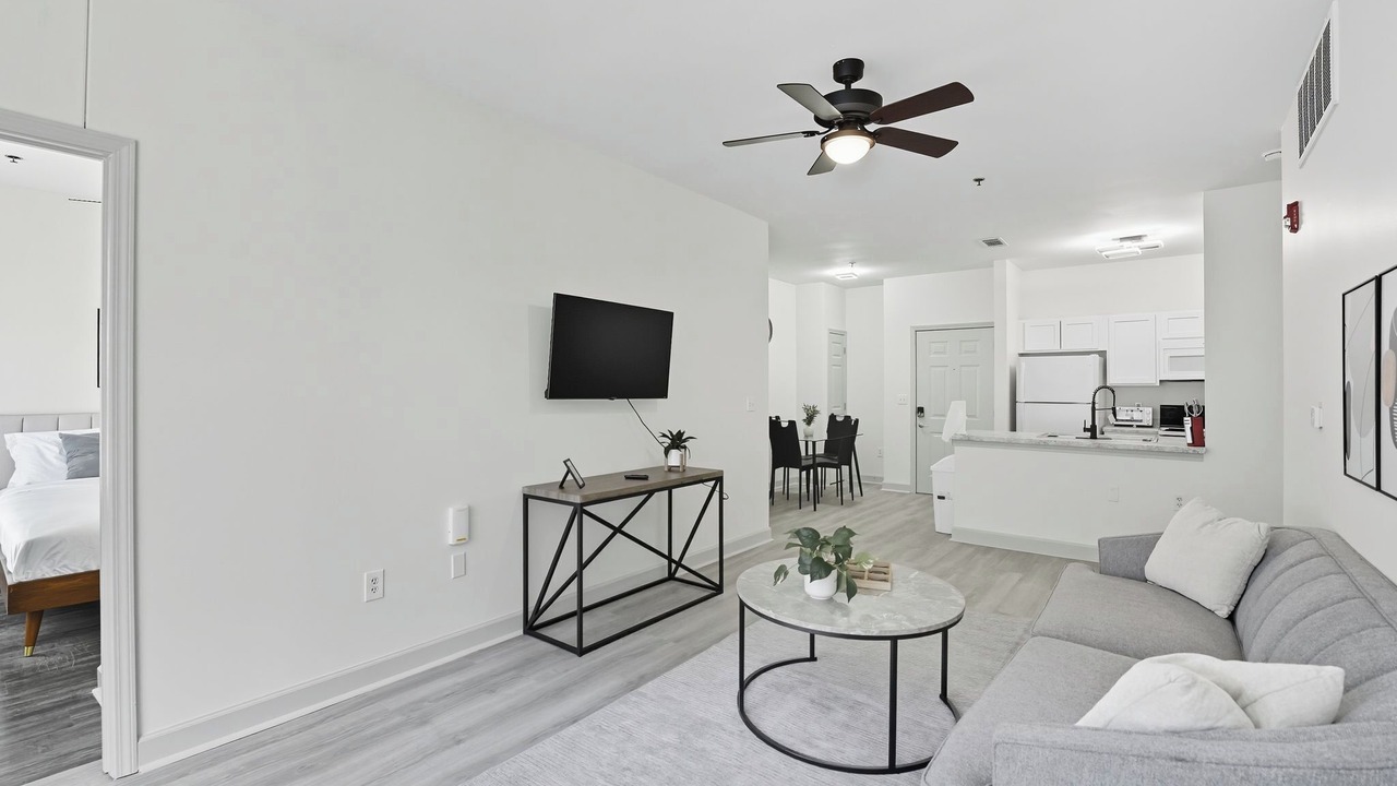 Photo of Livingroom in University District