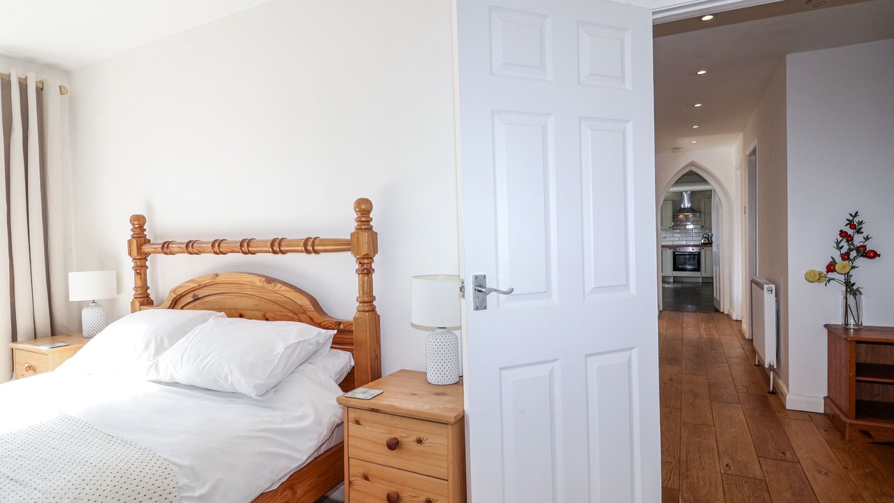 Photo of Bedroom in Newton Ferrers