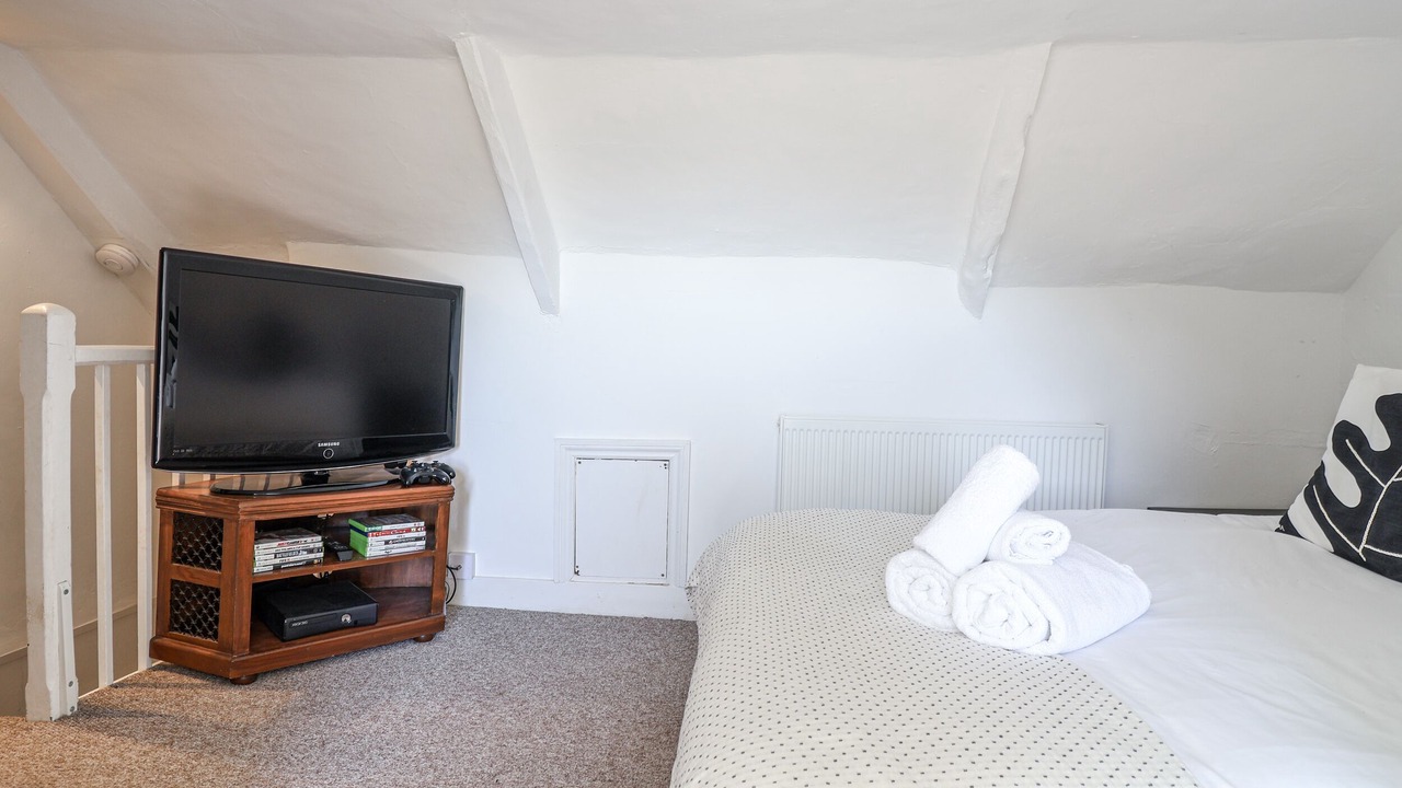 Photo of Bedroom in Newton Ferrers