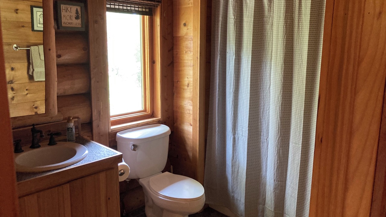 Photo of Bathroom in Pickens