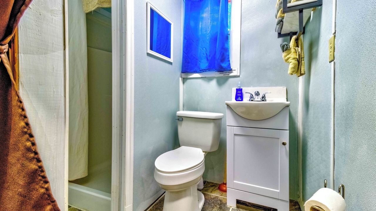 Photo of Bathroom in Cherokee