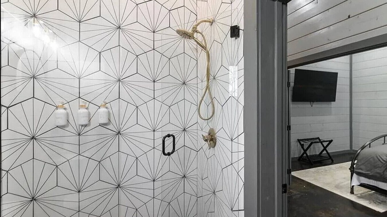 Photo of Bathroom in Broken Bow