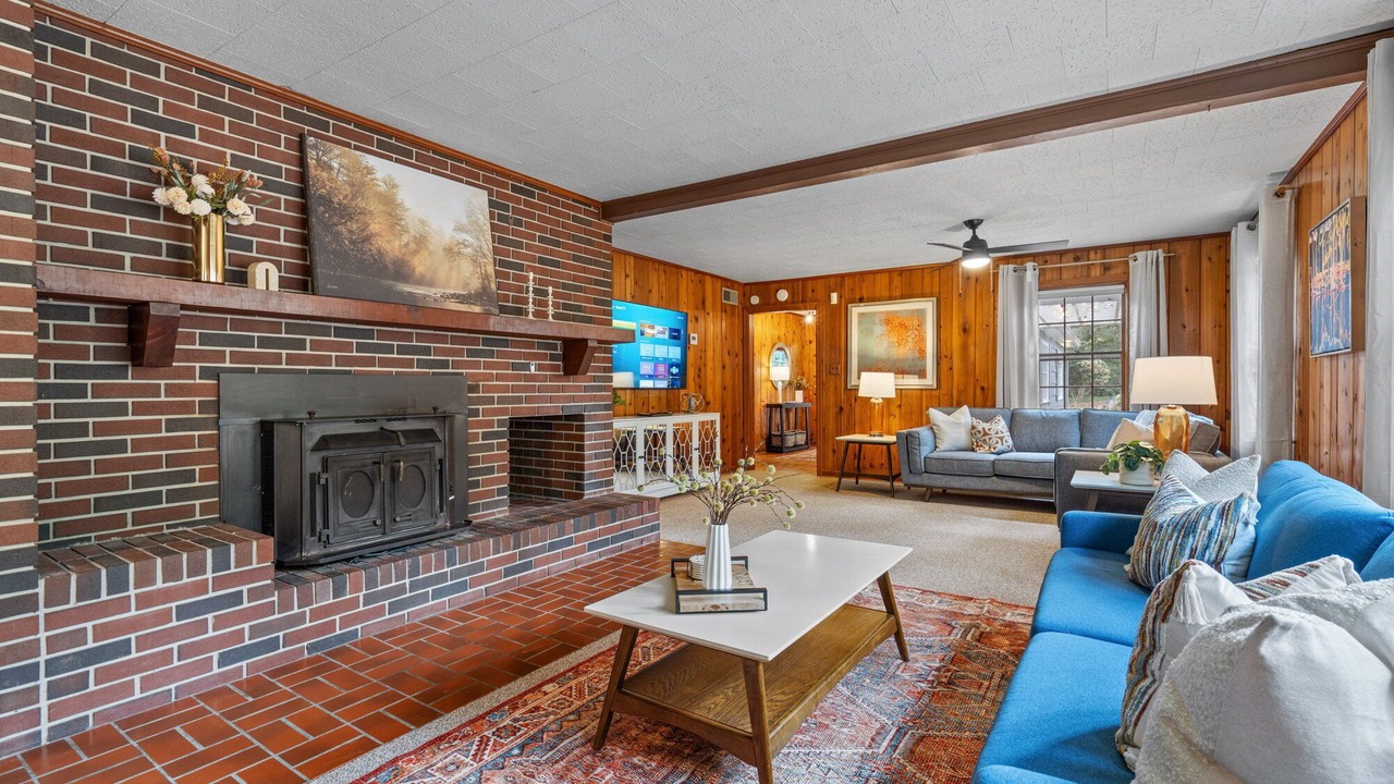 Photo of Livingroom in Cartersville