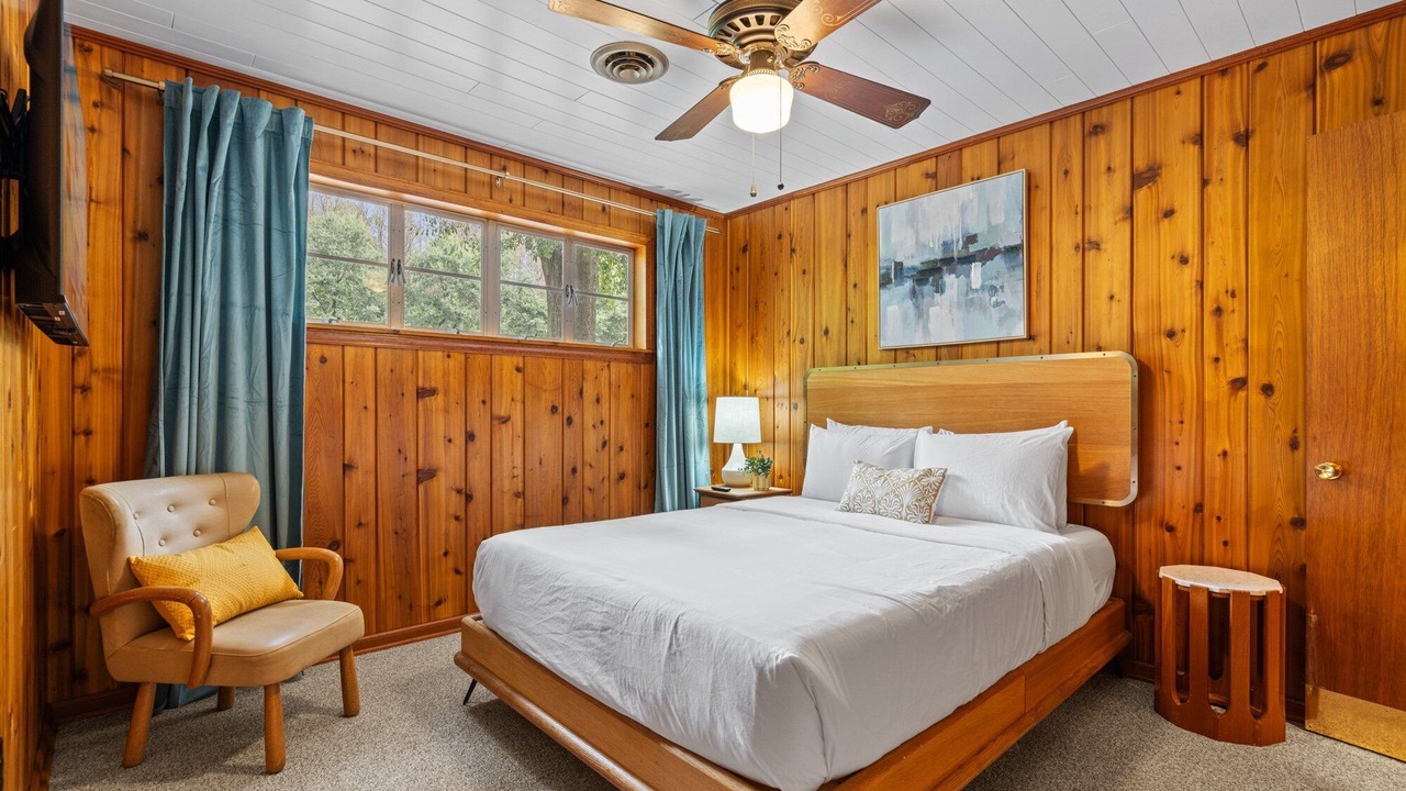 Photo of Bedroom in Cartersville