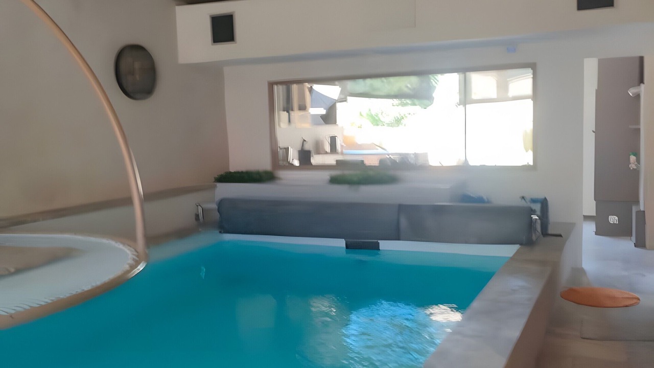 Photo of Outdoor in Mostuejouls