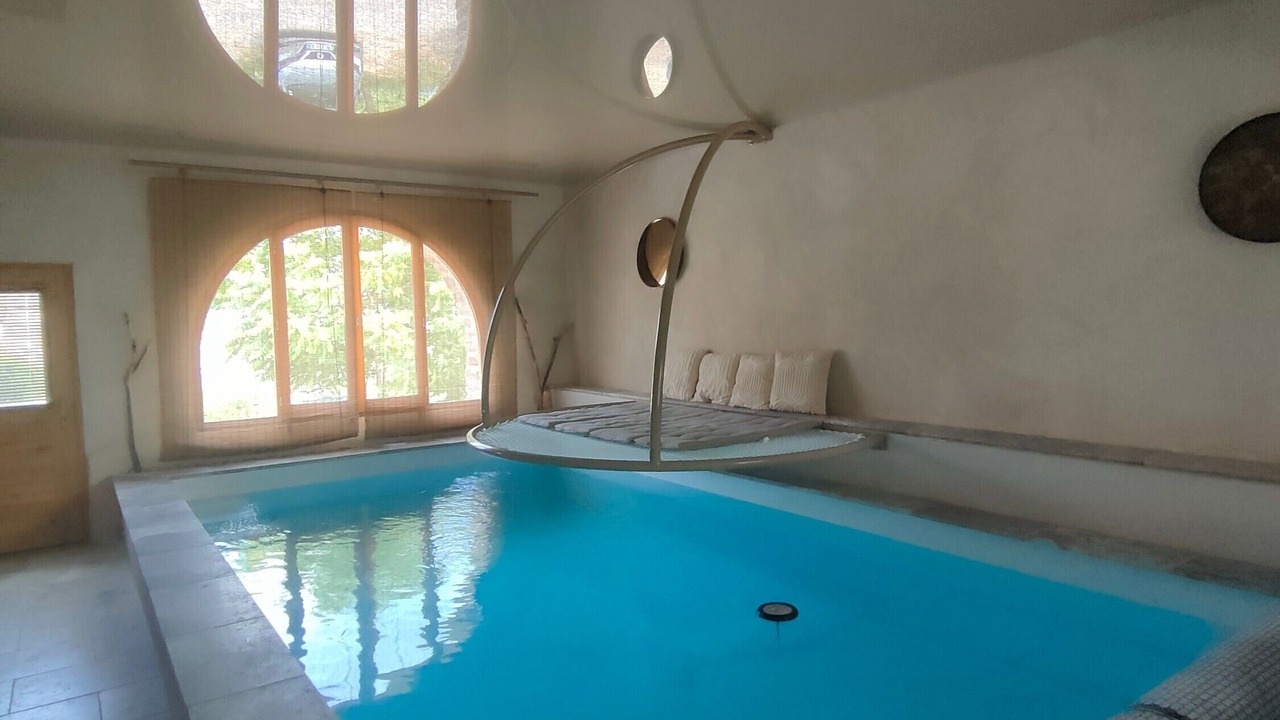 Photo of Outdoor in Mostuejouls