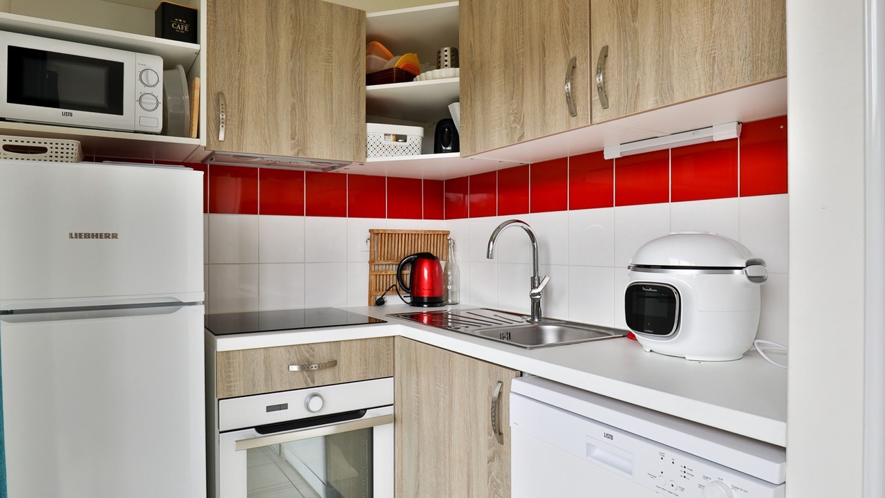 Photo of Kitchen in Parentis-en-Born
