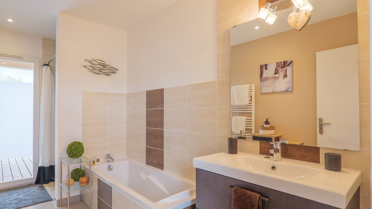 Photo of Bathroom in Vallon-Pont-d'Arc