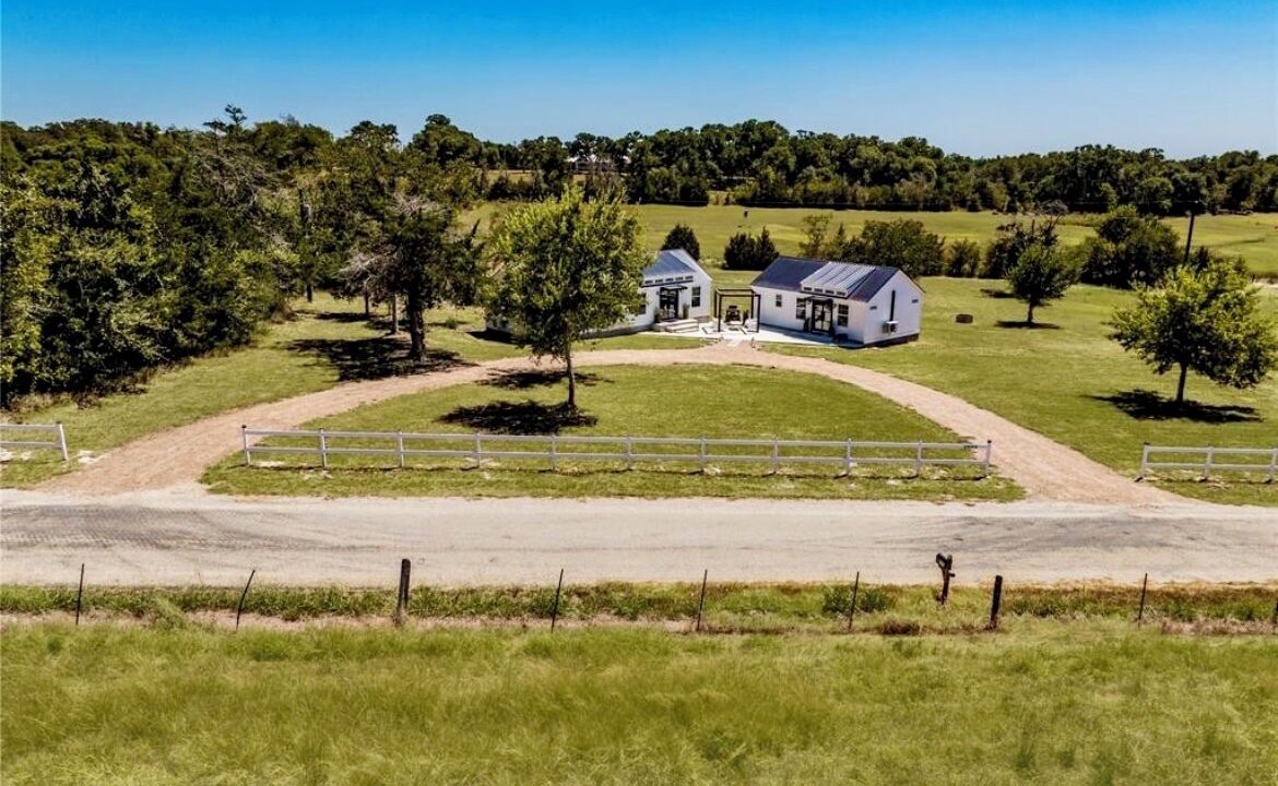 Photo of Outdoor in La Grange