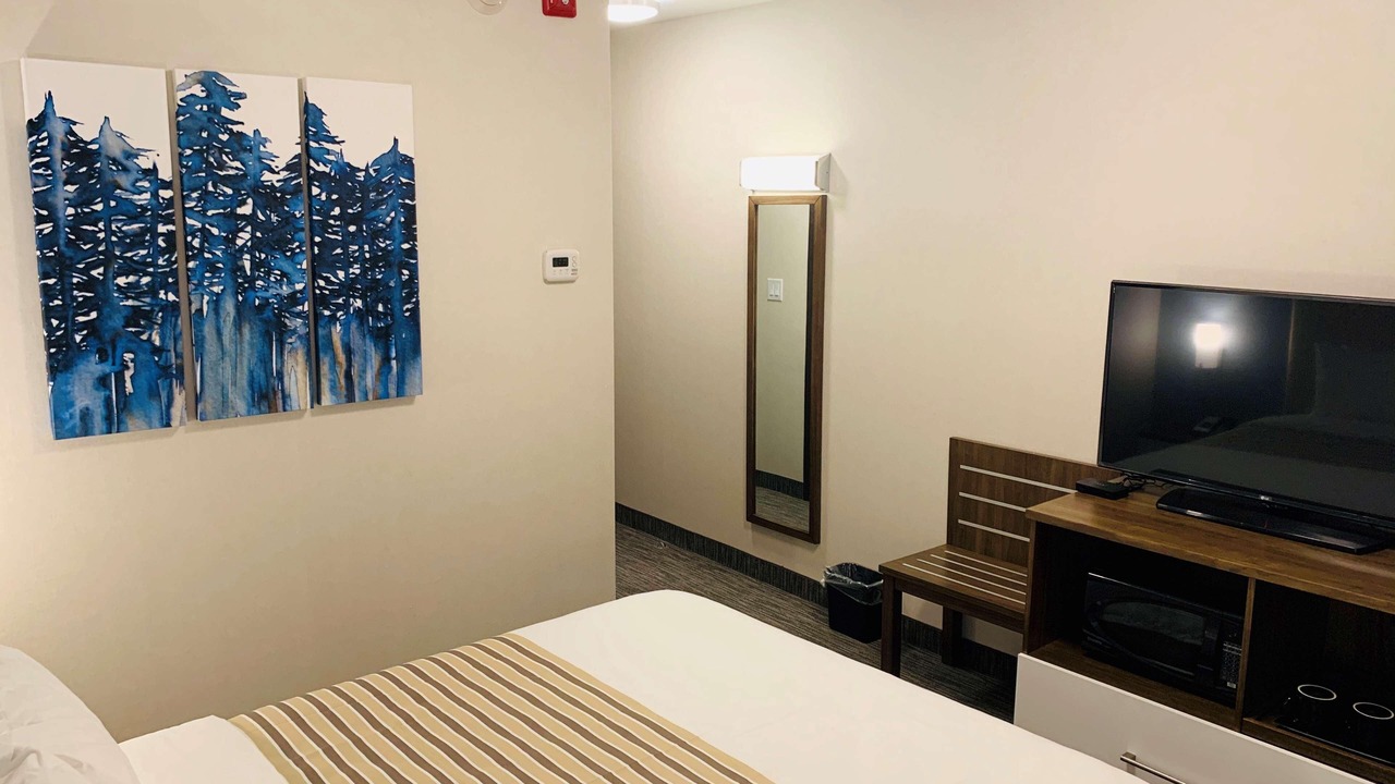 Photo of Bedroom in Northeast Mississauga