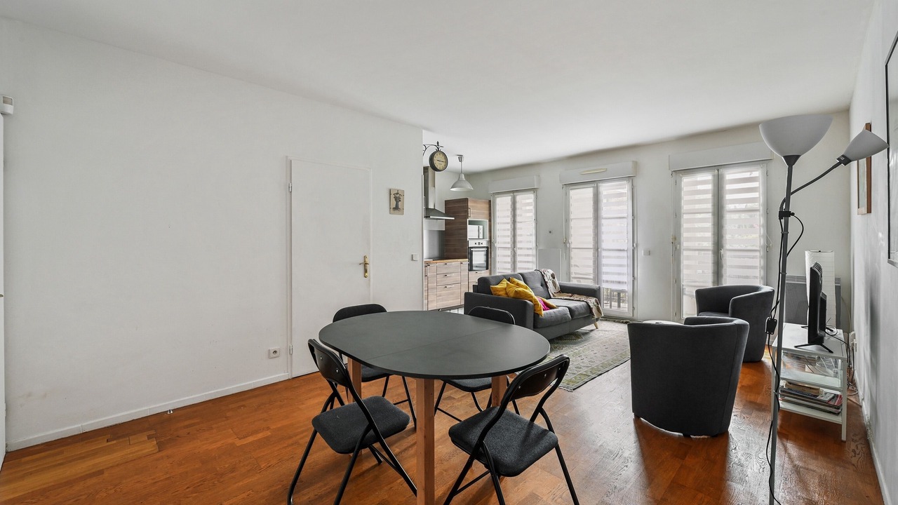 Photo of Others in Serris