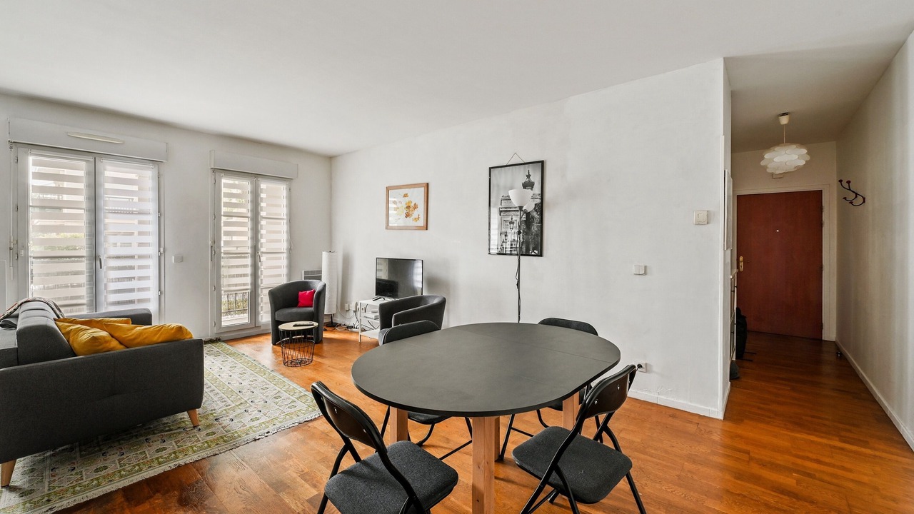 Photo of Others in Serris