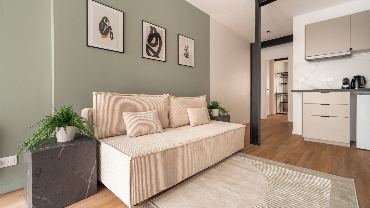 Photo of Livingroom in Quartier des Grandes-Carrieres