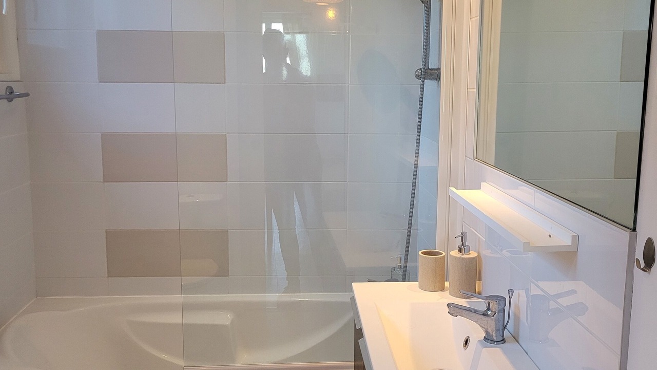 Photo of Bathroom in Saint-Valery-sur-Somme
