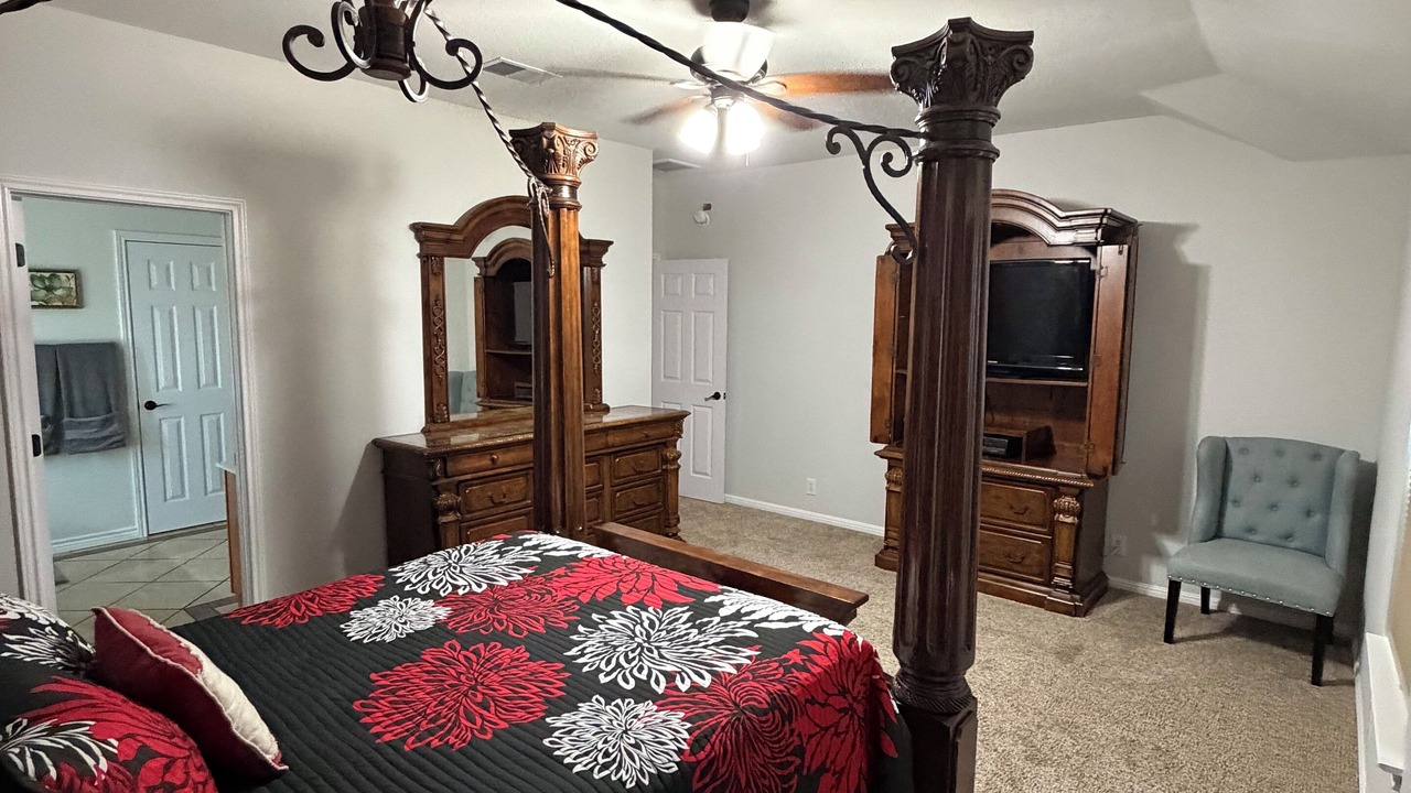 Photo of Bedroom in Hutto