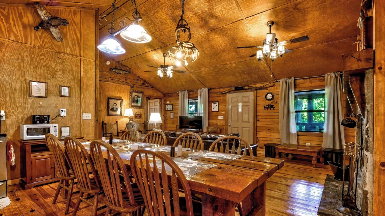 Photo of Others in Cherokee