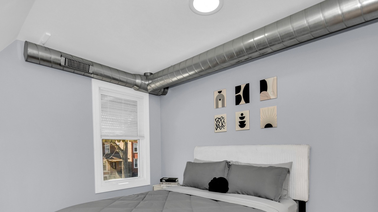 Photo of Bedroom in Forestview