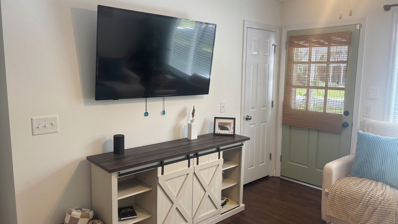 Photo of Livingroom in North Charleston