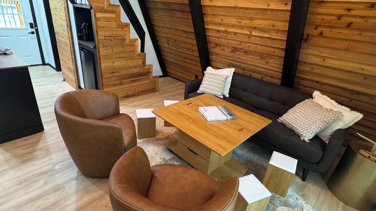 Photo of Livingroom in Guthrie