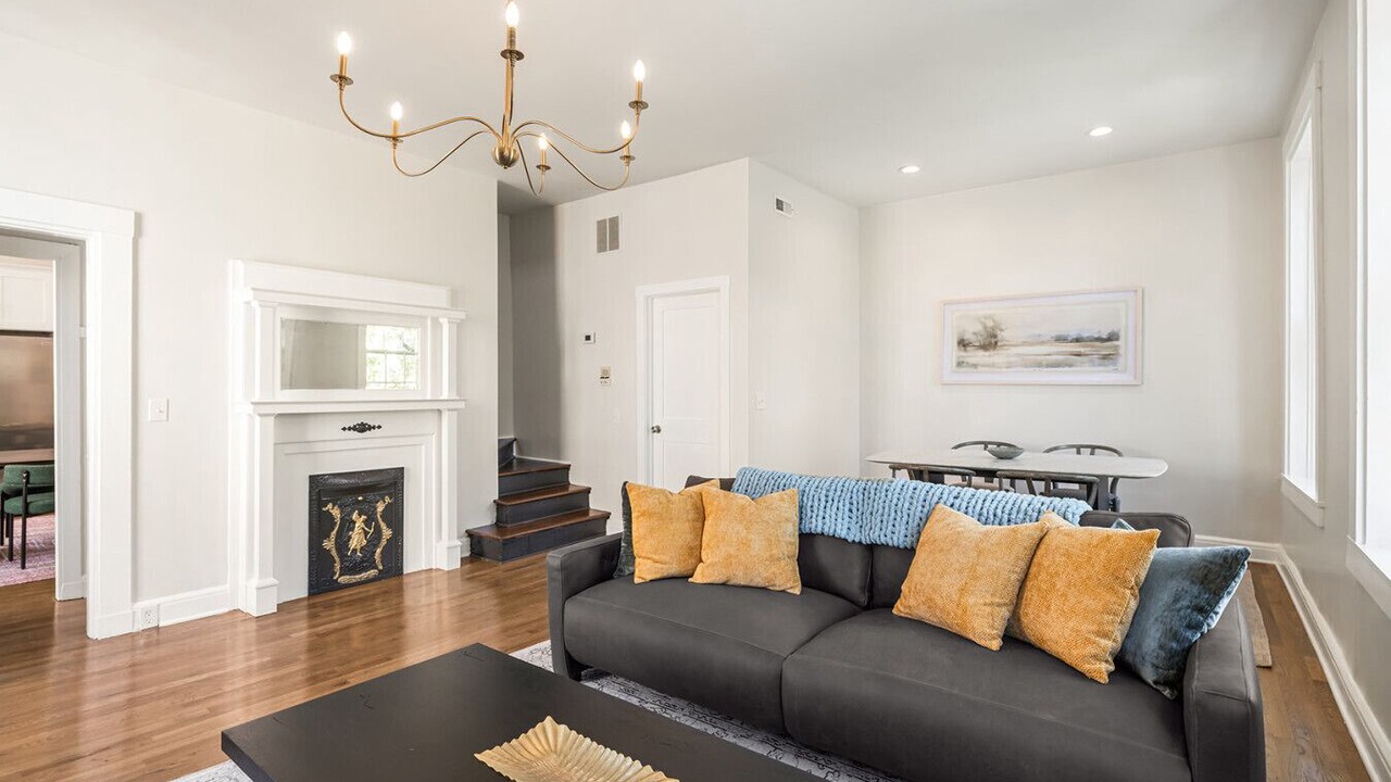 Photo of Livingroom in Pendleton