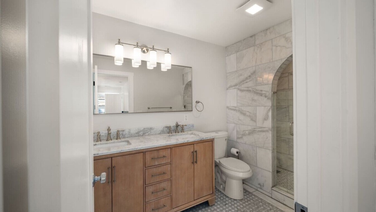 Photo of Bathroom in Pendleton