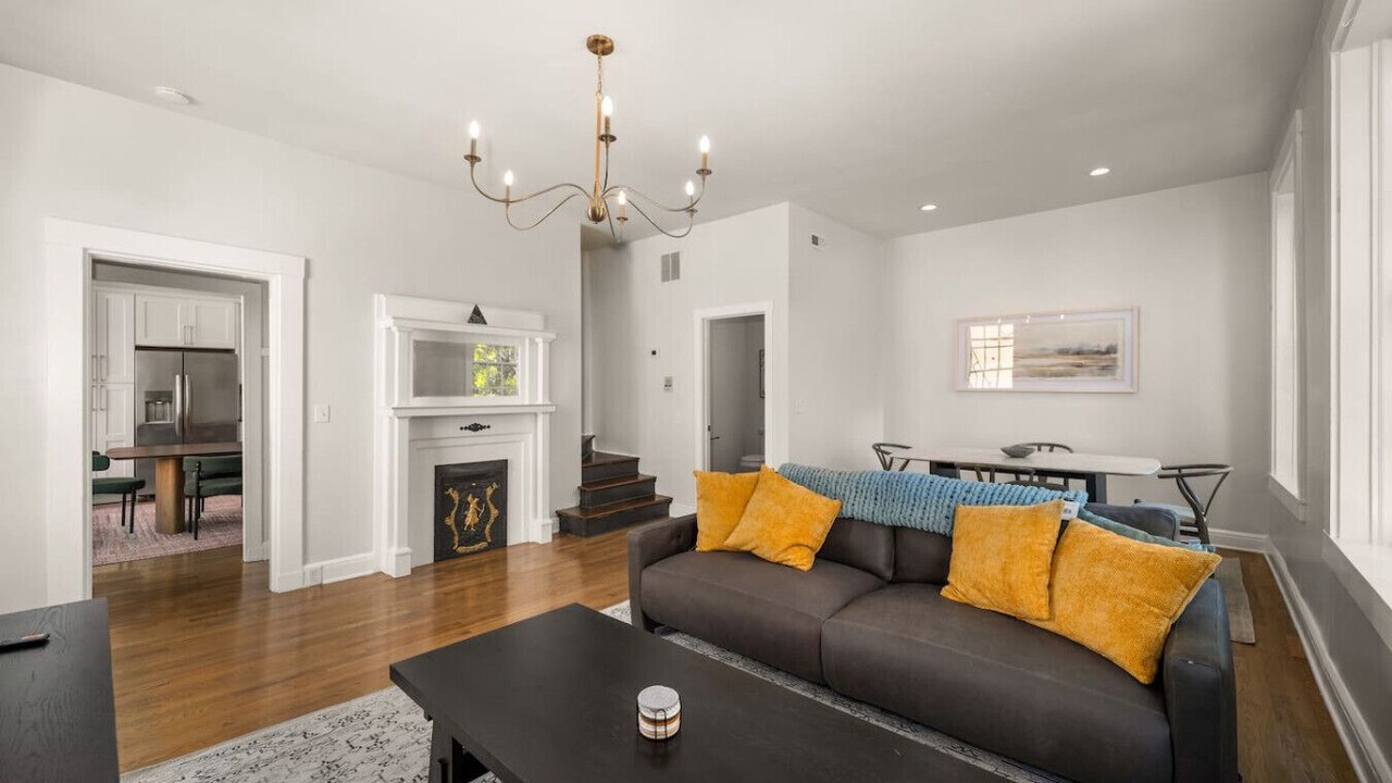 Photo of Livingroom in Pendleton