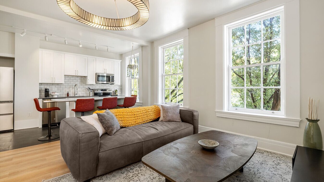 Photo of Livingroom in Pendleton