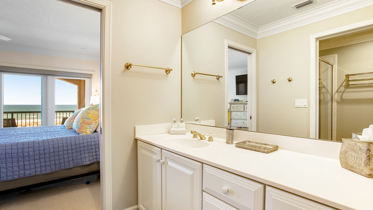 Photo of Bedroom in American Beach