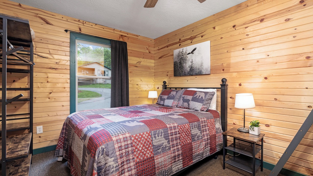 Photo of Bedroom in Branson