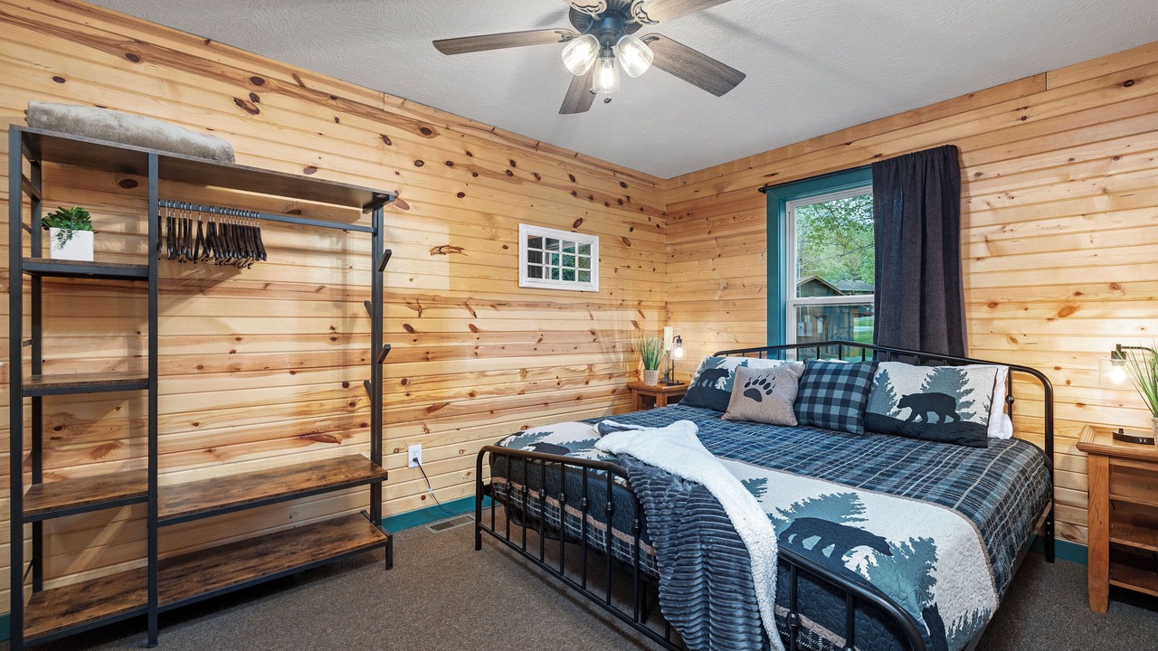 Photo of Bedroom in Branson