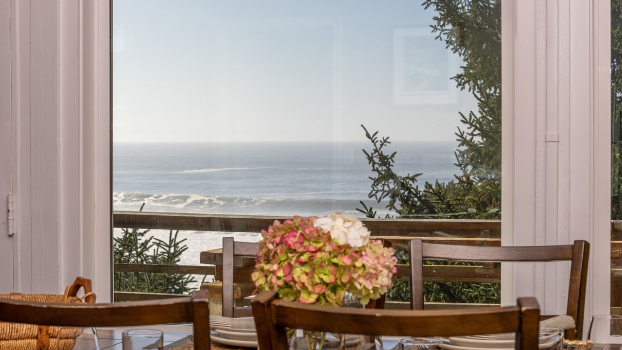 Photo of Others in Lincoln City