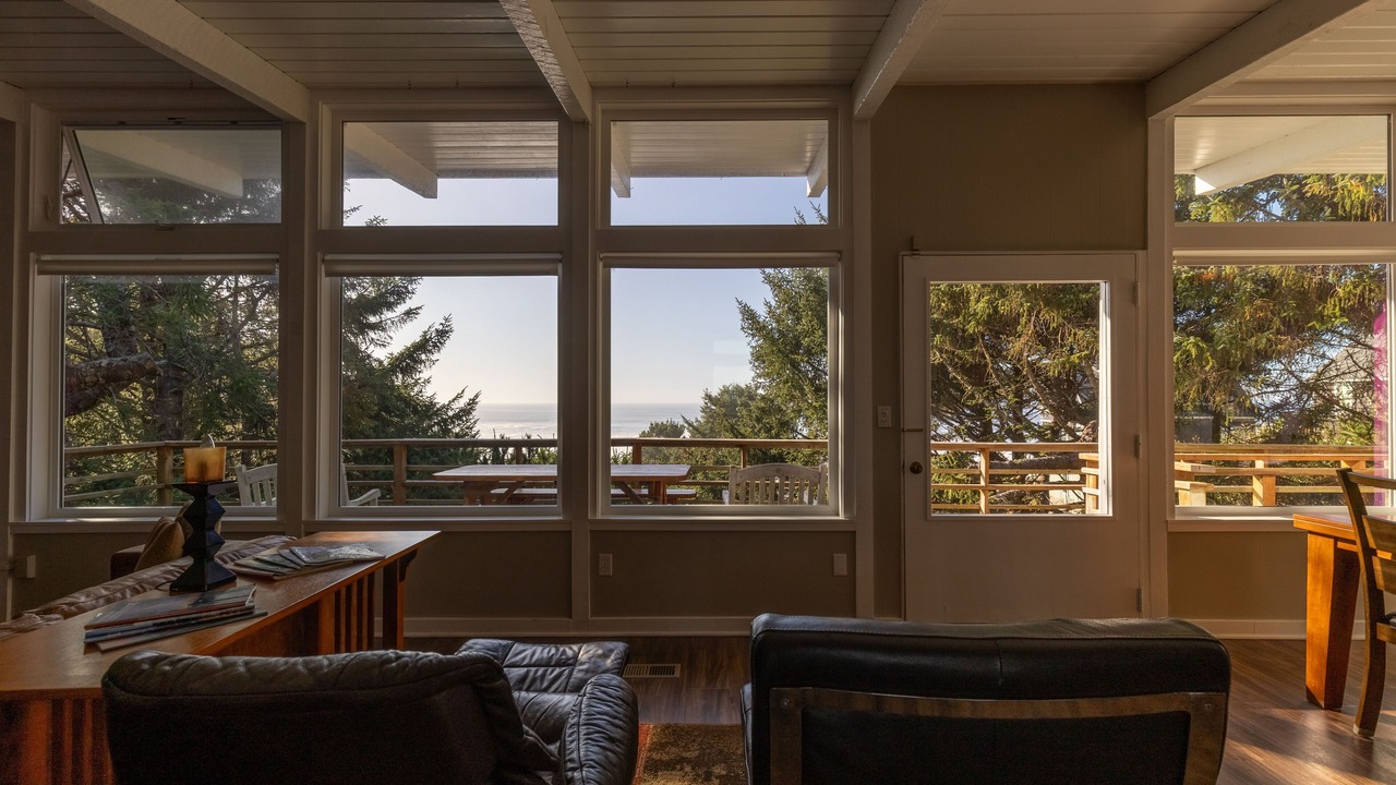 Photo of Others in Lincoln City