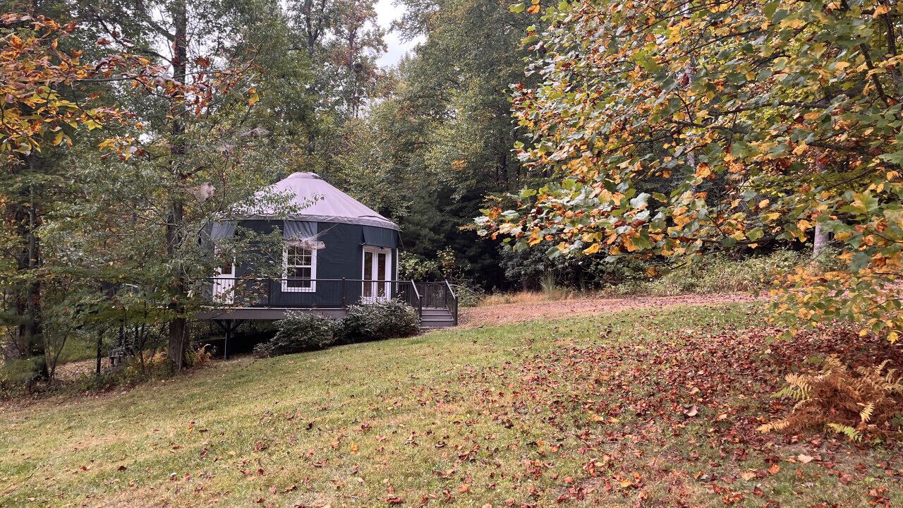 Photo of Others in Floyd