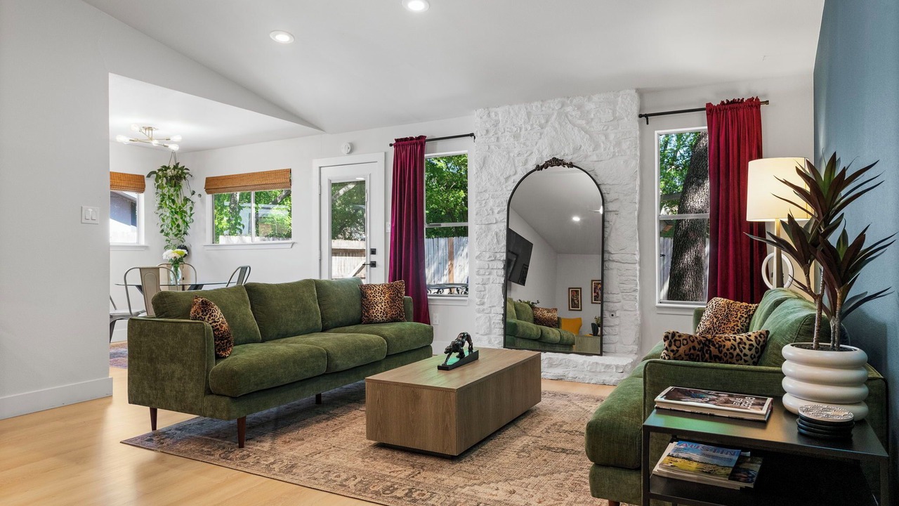 Photo of Livingroom in Austin
