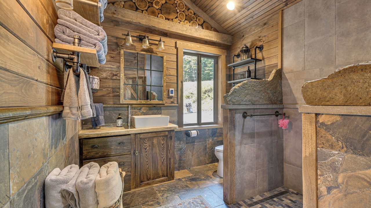 Photo of Bathroom in Cameron